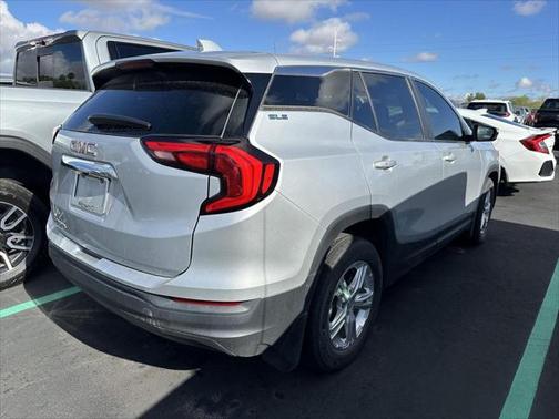 2021 GMC Terrain SLE