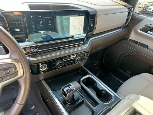 Dark Ash Metallic 2022 Chevrolet Silverado 1500 LT