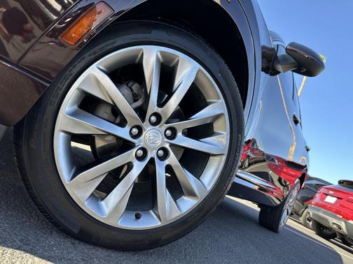 Rich Garnet Metallic 2021 Buick Envision FWD Avenir