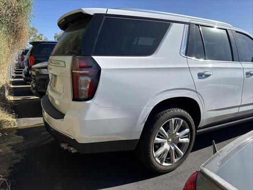 2022 Chevrolet Tahoe 4WD High Country
