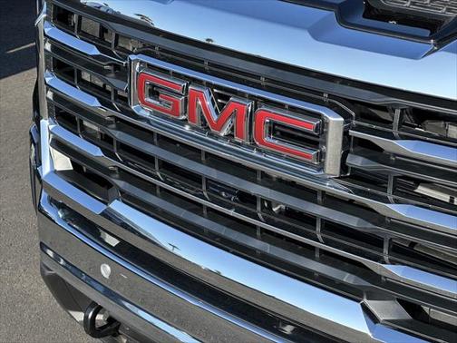2025 GMC Sierra 2500 SLE