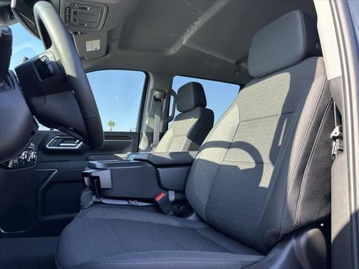2025 GMC Sierra 2500 SLE