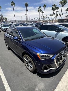 2021 Audi Q3 45 S line Premium