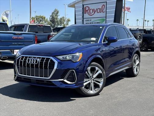 2021 Audi Q3 45 S line Premium