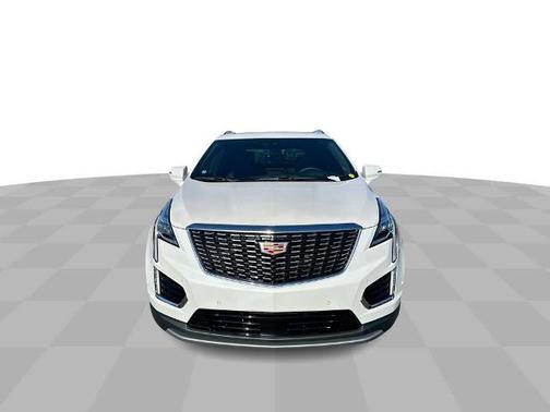 Crystal White Tricoat 2026 Cadillac XT5 Premium Luxury