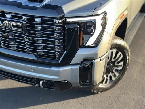 2026 GMC Sierra 3500 Denali