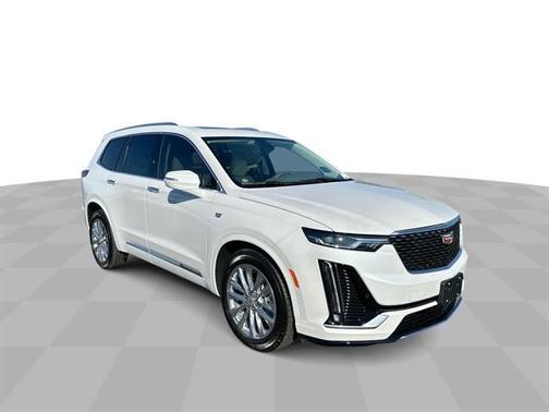 2025 Cadillac XT6 Premium Luxury FWD