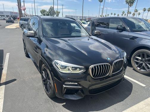 Black Sapphire Metallic 2019 BMW X3 M40i