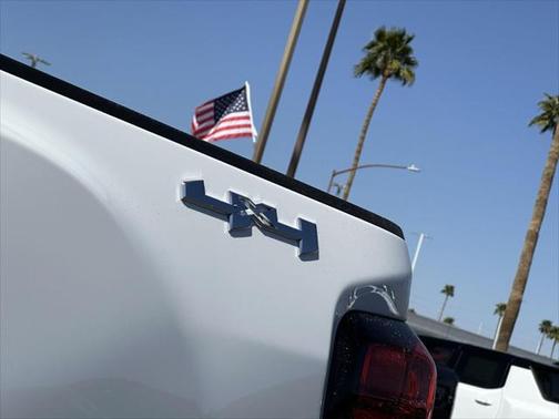 2025 GMC Sierra 2500 Base