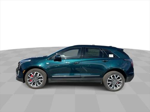 2025 Cadillac XT5 Sport