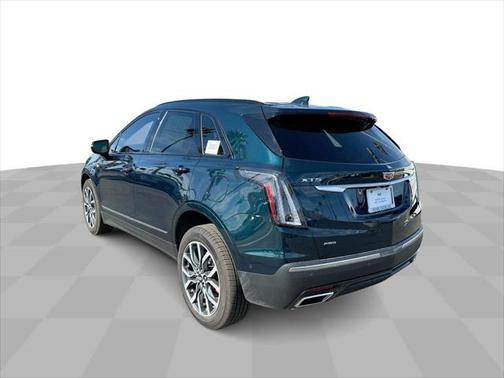 2025 Cadillac XT5 Sport
