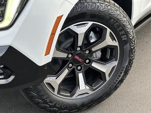 2026 GMC Yukon XL 4WD AT4 Ultimate