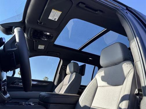 2026 GMC Yukon 4WD Elevation