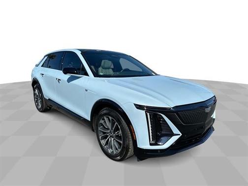 2025 Cadillac LYRIQ Sport