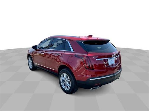 2025 Cadillac XT5 Luxury