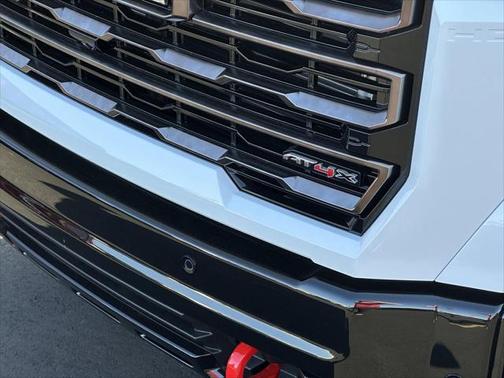 2025 GMC Sierra 2500 AT4