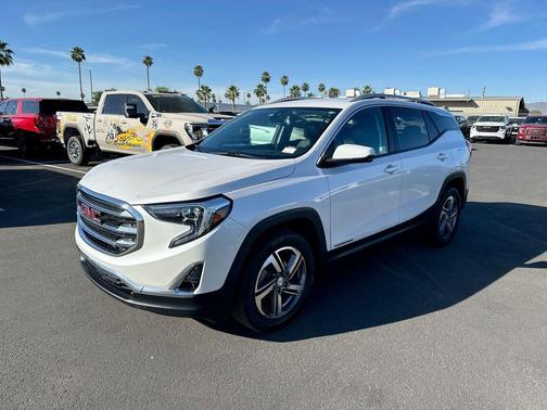 White Frost Tricoat 2020 GMC Terrain SLT