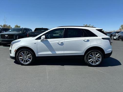 2025 Cadillac XT5 Sport