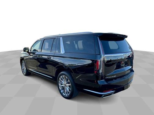 2022 Cadillac Escalade ESV Premium Luxury