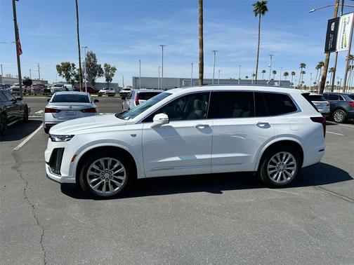 2025 Cadillac XT6 Premium Luxury FWD