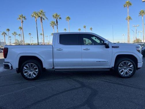 Photo 4 of 19 of 2020 GMC Sierra 1500 Denali
