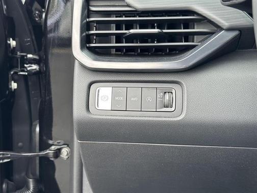 2025 GMC Acadia AWD AT4