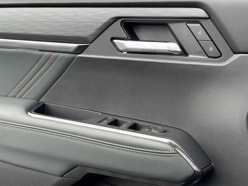 2025 GMC Acadia AWD AT4