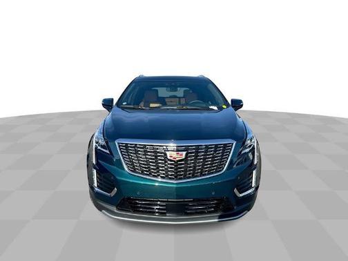 Emerald Lake Metallic 2026 Cadillac XT5 Premium Luxury
