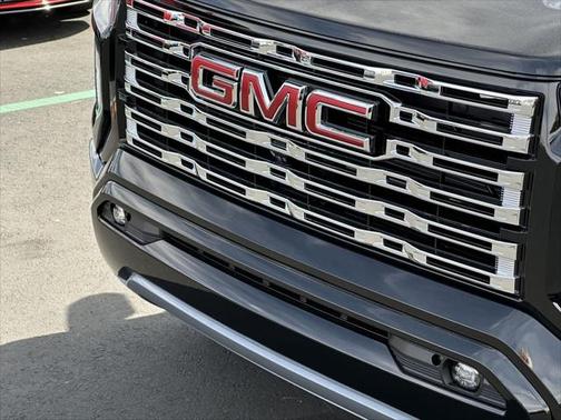 2025 GMC Canyon Denali
