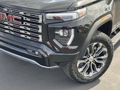 2025 GMC Canyon Denali