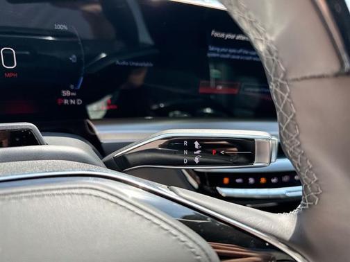 2026 Cadillac LYRIQ V Premium