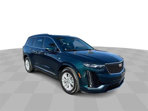 2025 Cadillac XT6 Luxury FWD