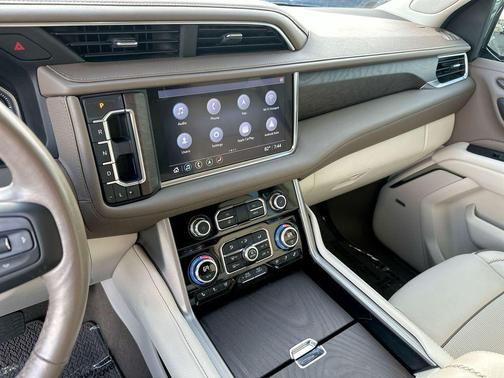 Dark Sky Metallic 2021 GMC Yukon Denali