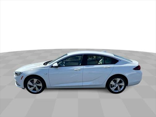 2019 Buick Regal Sportback FWD Preferred