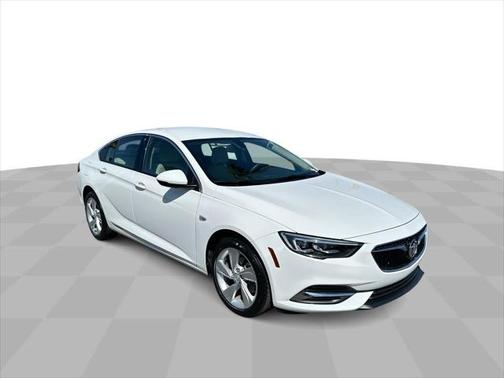 2019 Buick Regal Sportback FWD Preferred