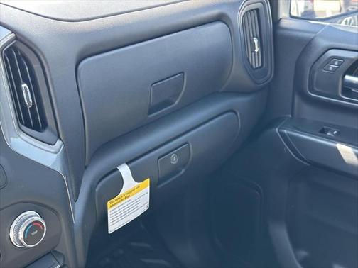 2025 GMC Sierra 2500 Base