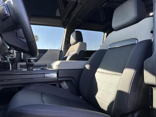 2026 GMC HUMMER EV SUV 2X