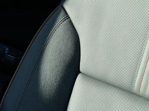 2026 GMC Acadia AT4 AWD