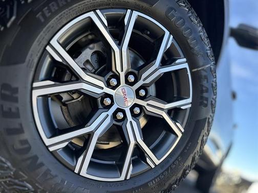 2026 GMC Acadia AT4 AWD