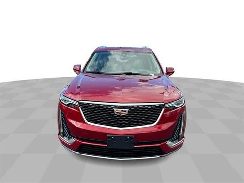 2022 Cadillac XT6 Premium Luxury FWD