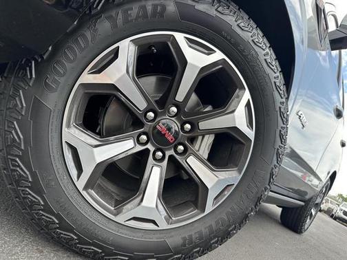 2025 GMC Yukon 4WD AT4 Ultimate