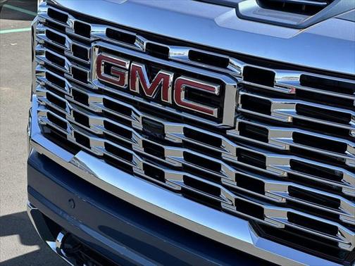 2025 GMC Sierra 2500 Denali