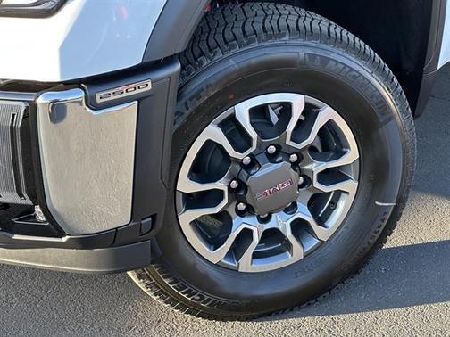 2026 GMC Sierra 2500 SLE