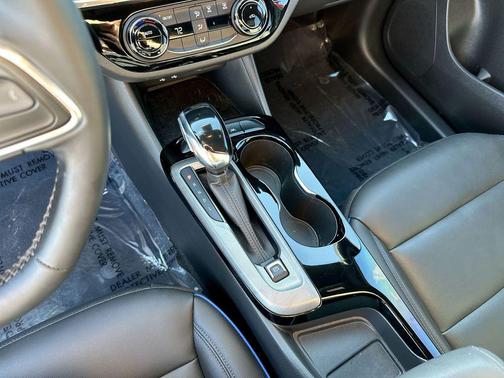 Cinnabar Metallic 2024 Buick Envista Sport Touring FWD