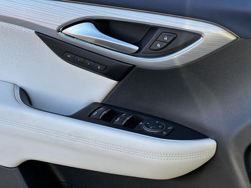 2025 Buick Envision Avenir AWD
