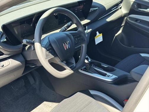 2025 Buick Envista Preferred FWD