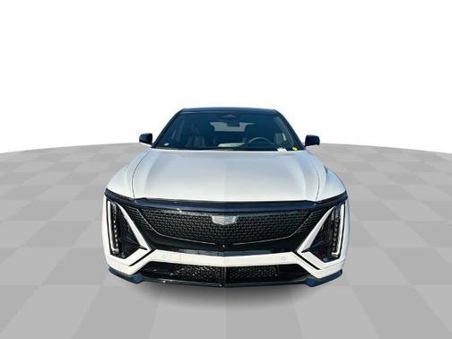 Vibrant White Tricoat 2026 Cadillac LYRIQ V