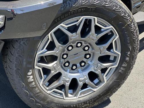 2025 GMC HUMMER EV SUV 2X