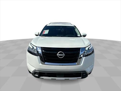 2023 Nissan Pathfinder Platinum 4WD