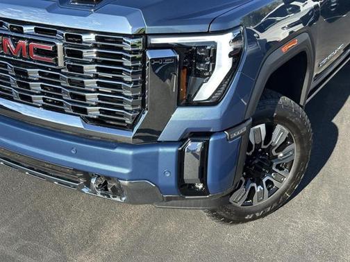 2025 GMC Sierra 2500 Denali